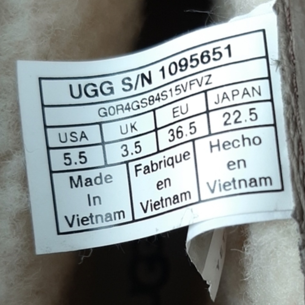 NWT UGG Otelia Genuine Shearling Booties Sz 5.5 - Picture 7 of 8